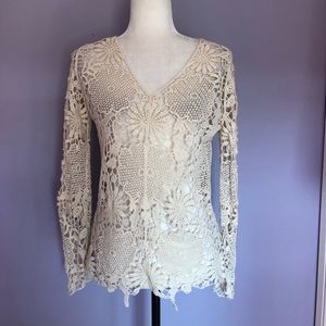 Alberto Makali floral crochet blouse